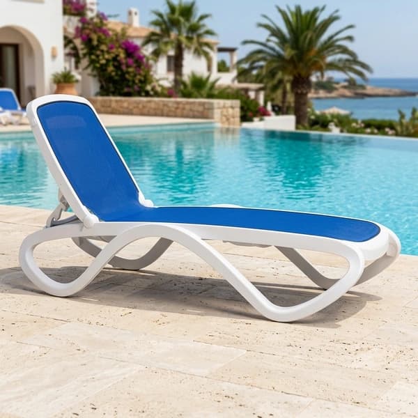 Nardi Omega Sunlounger — уличная мебель на Кипре