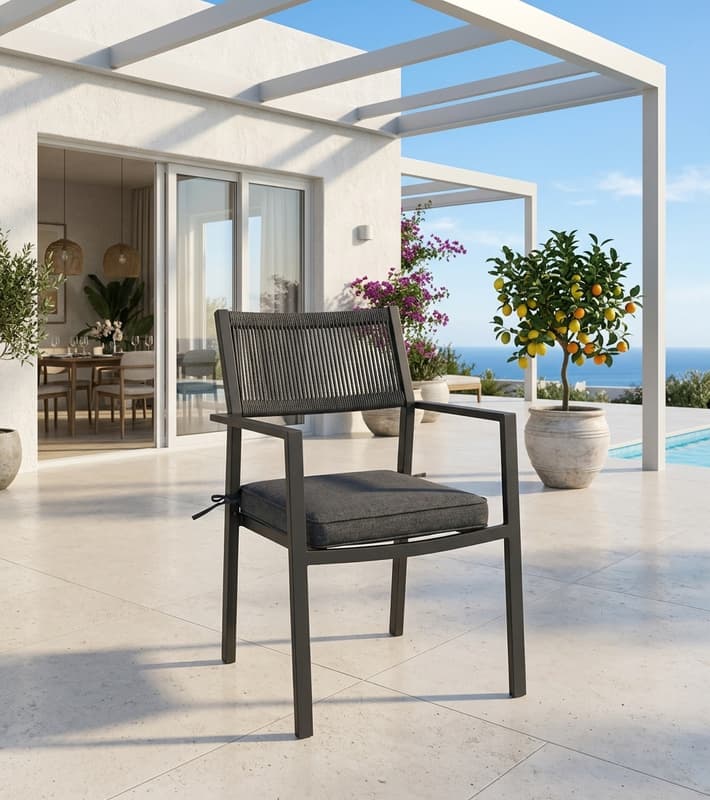 Outdoor Armchair with cushion - Maracay — уличная мебель на Кипре